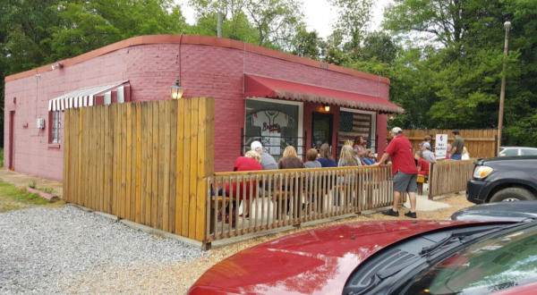 The Alabama Steakhouse In The Middle Of Nowhere That’s One Of The Best On Earth