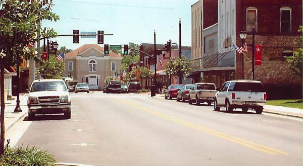 The Alabama Town In The Middle Of Nowhere That’s So Worth The Journey