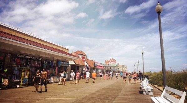 This Coastal Town Might Be The Most Charming Place In Delaware