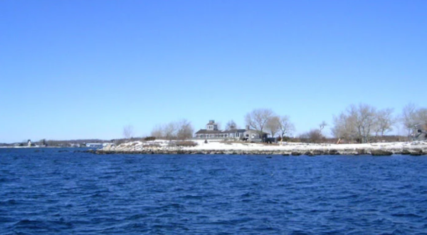 Most People Don’t Know This Resort Island Existed In Connecticut Once Upon A Time