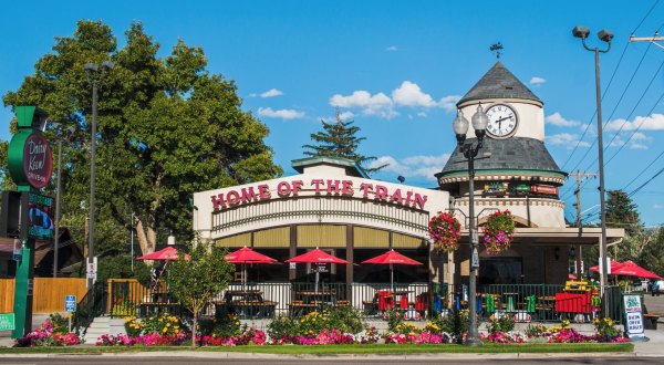 This One Of A Kind Restaurant In Utah Is Fun For The Whole Family