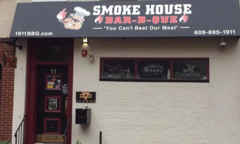 This Unassuming Smokehouse In New Jersey Serves Up The Most Amazing Wings You've Ever Tried