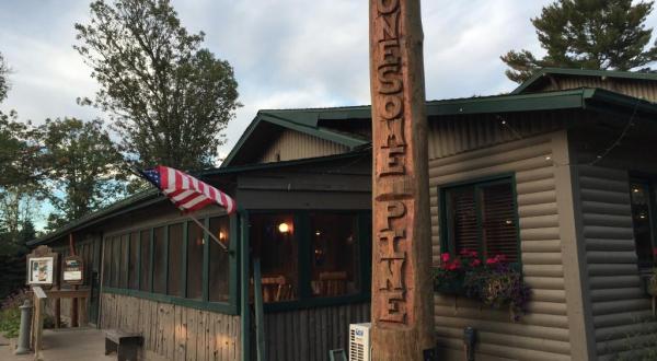 Eat Endless Walleye At This Rustic Restaurant In Minnesota
