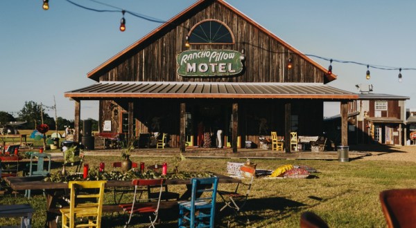 The Quirky Motel In Texas You Never Knew You Needed To Stay At