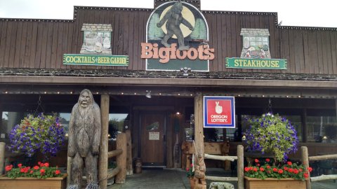 The Whole Family Will Love A Trip To This Bigfoot-Themed Steakhouse In Oregon
