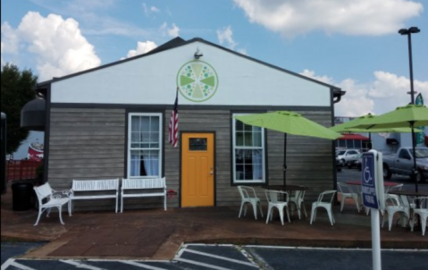 This Colorful Cafe In Tennessee Serves Simply Amazing Food