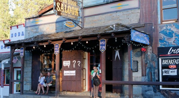 The Oldest Bar In Northern California Has A Fascinating History