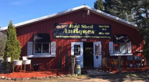 The Tiny Town In Wisconsin That’s Absolute Heaven If You Love Antiquing