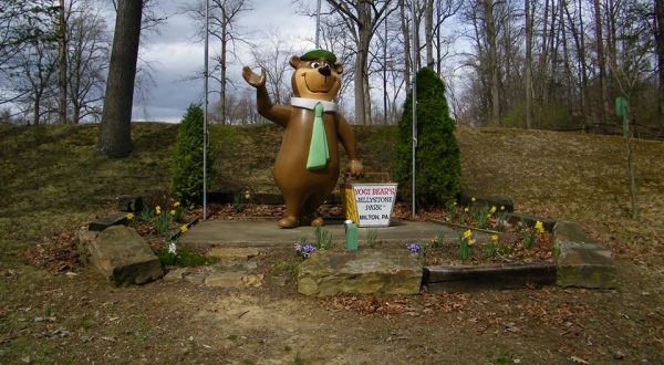 This Yogi-Bear Themed Campground In Pennsylvania Is All You Need For Summer