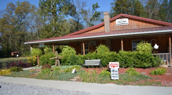 This Delicious Restaurant In Alabama On A Rural Country Road Is A Hidden Culinary Gem