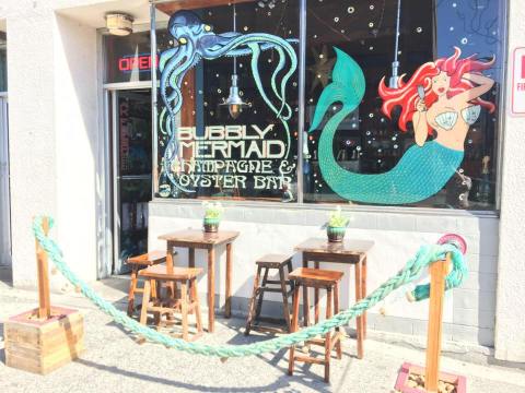 This Mermaid Themed Oyster Bar In Alaska Is An Ocean Lover's Dream