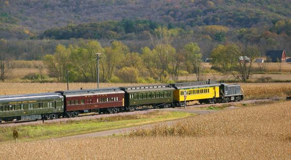 The One Train Ride In Wisconsin That Will Transport You To The Past