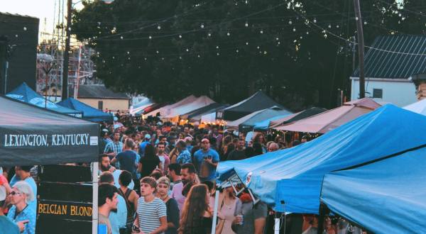 There’s Nothing Quite Like This Unique Moonlight Market In Kentucky
