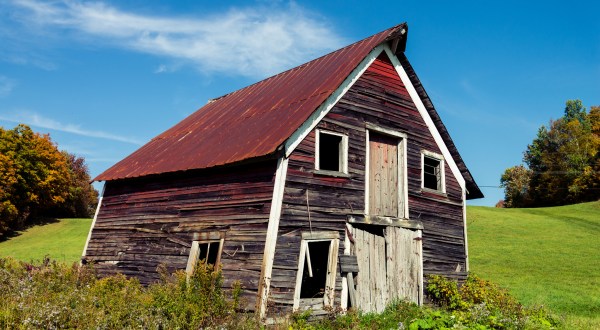 13 Weathered Barns In Vermont That Are Downright Heartwarming
