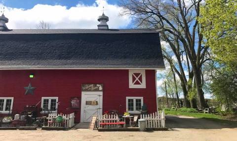 Everyone Should Visit This Amazing Antique Barn Near Detroit At Least Once
