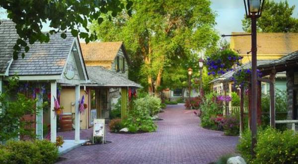 This Quaint Little Village In Utah Is The Perfect Place To Spend An Afternoon
