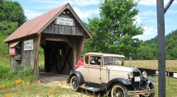 Your Family Will Love Visiting This Little Hillbilly Town In Missouri