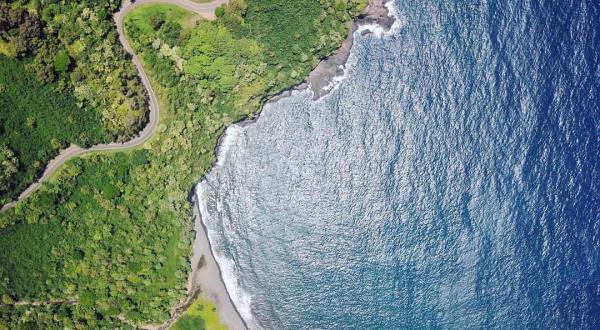Hawaii’s Windiest Road Has Over 600 Curves And It’s Not For The Faint Of Heart