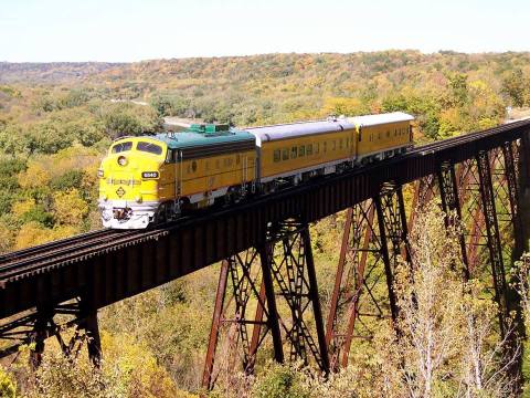 There's A BBQ Train Ride Happening In Iowa And It's As Delicious As It Sounds