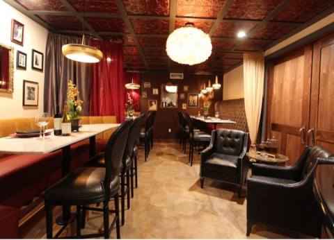 There's A Speakeasy Hiding In One Of Your Favorite Restaurants And You've Got To See It