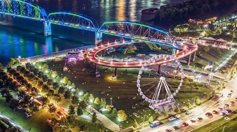 A Massive Ferris Wheel Is Arriving In Kentucky And You Only Have This Spring To Experience It