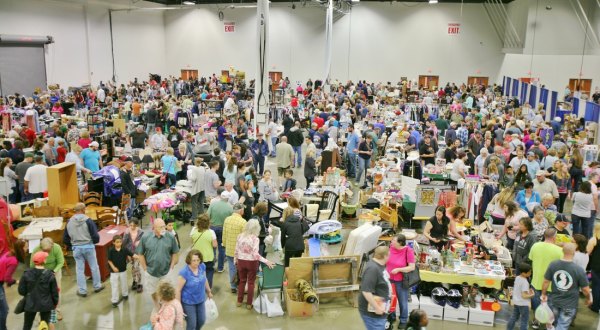 The Biggest Indoor Garage Sale In Pennsylvania Is More Amazing Than You Can Even Imagine