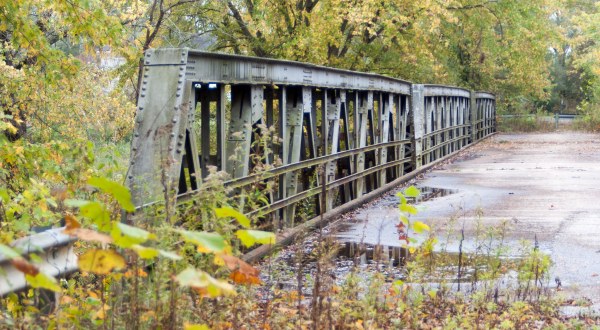Most People Don’t Know The Story Behind Indiana’s Abandoned Bridge To Nowhere
