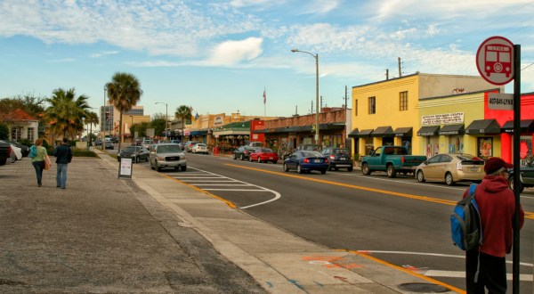 One Of The World’s Best Streets For Antiquing Is Right Here In Florida