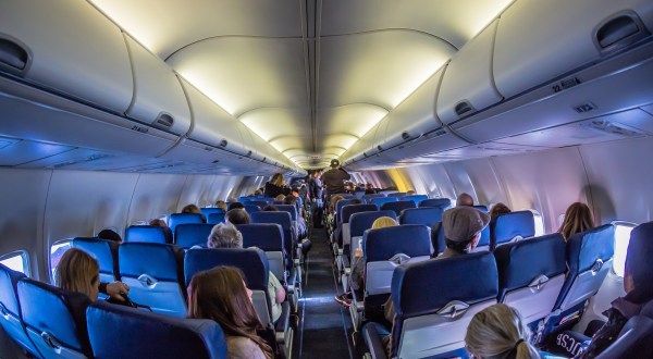 The 6 Rules For Talking To Your Neighbor On A Plane