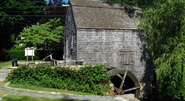 Most People Don’t Know The Meaning Behind These 11 Massachusetts Town Names
