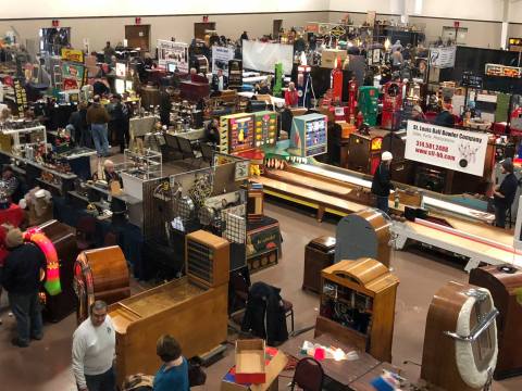 This Is The Most Unique Antique Show In Illinois And You Don't Want To Miss It