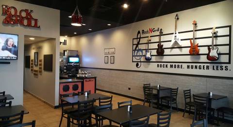 This Rock & Roll Themed Restaurant In Illinois Is Insanely Fun