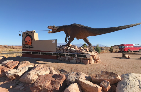 This Dinosaur-Themed Park In Utah Is An Adventure Your Whole Family Will Love