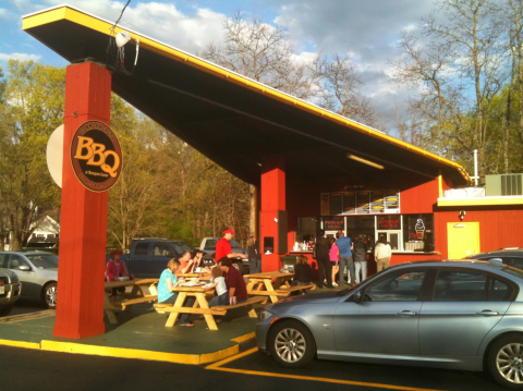 This Gas Station In Massachusetts Is Actually A Restaurant And You Need To Visit