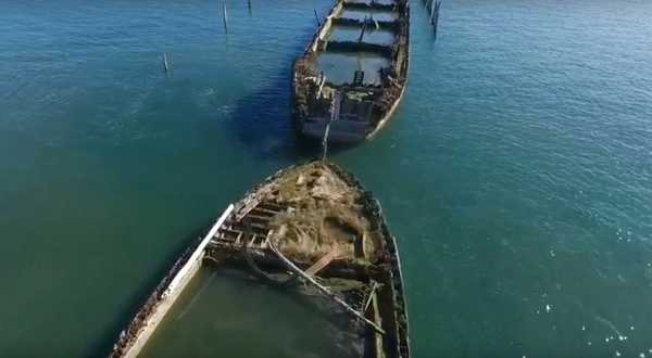 The Remnants Of These Abandoned Ships In Washington Are Hauntingly Beautiful