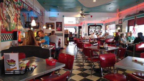 You'll Absolutely Love This 50s Themed Diner In New York