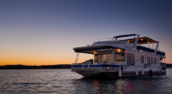 Get Away From It All With A Stay In These Incredible Texas Houseboats