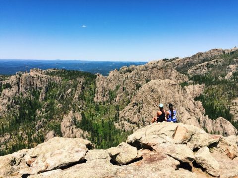 The Short Hike In South Dakota That Leads To A Panoramic, 360-Degree View