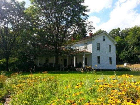 There's An Incredible B&B Hiding In The Middle Of This Ohio Forest And You Need To Visit