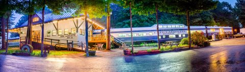 This Train in New Hampshire Is Actually A Restaurant And You Need To Visit