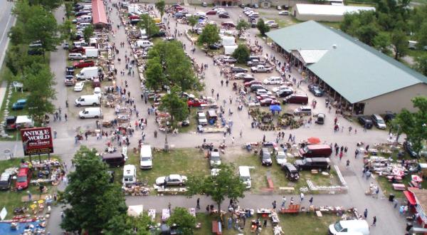 You Could Easily Spend All Weekend At This Enormous Buffalo Flea Market