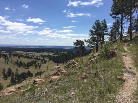 This Short 1-Mile Hike In South Dakota Has The Most Breathtaking Views