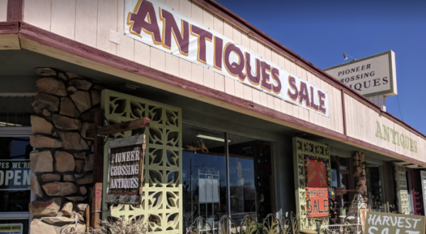 The Tiny Town In Southern California That’s Absolute Heaven If You Love Antiquing