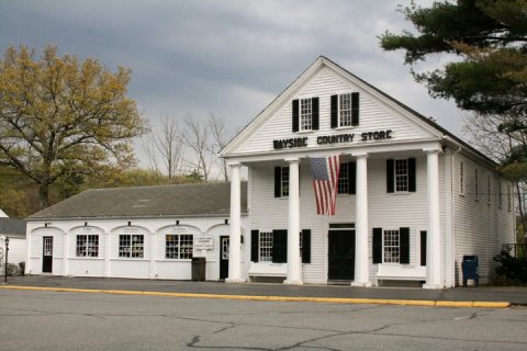 The Oldest General Store Near Boston Has A Fascinating History