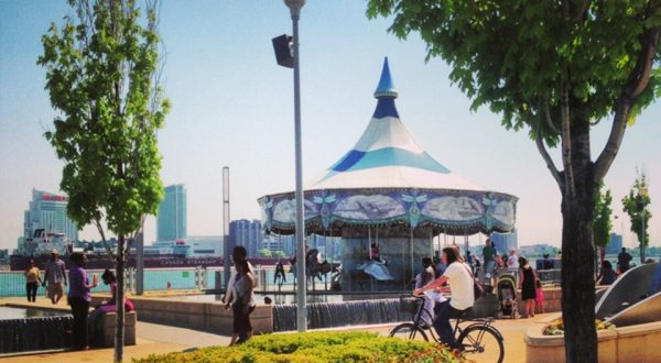 The Detroit Park That Will Make You Feel Like You Walked Into A Fairy Tale