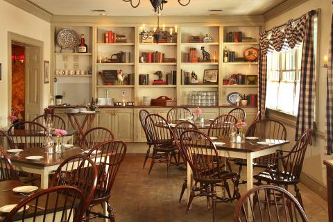 9 Kentucky Dining Room Restaurants That Have A Classic Southern Feel