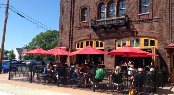 This Restaurant In New York Used To Be A Firehouse And You’ll Want To Visit