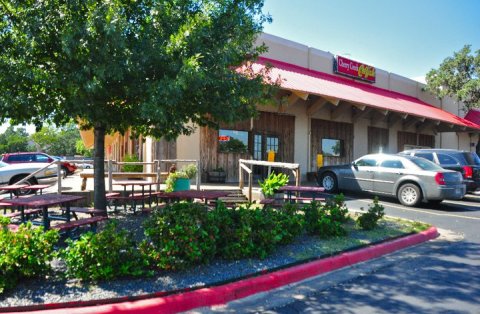 The Unassuming Restaurant In Austin That Serves The Best Catfish You'll Ever Taste