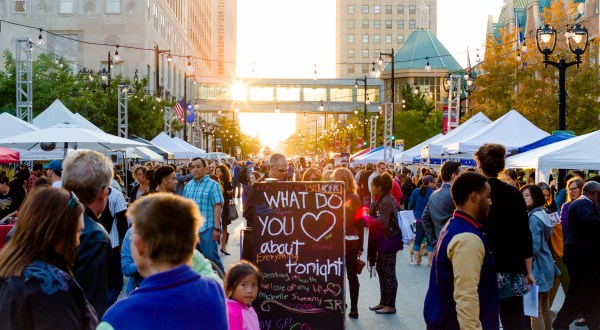 There’s Nothing Quite Like This Unique Moonlight Market In Milwaukee