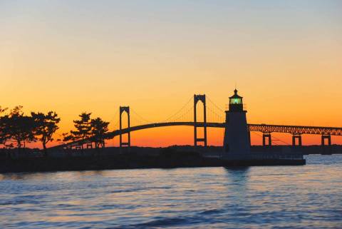 This Twilight Boat Ride In Rhode Island Will Take You On An Unforgettable Dinner Adventure